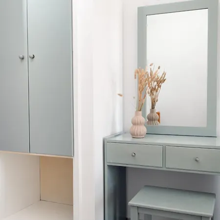 Marianthi Apts Anissaras