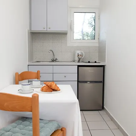 Marianthi Apts Anissaras דירה הרסוניסוס